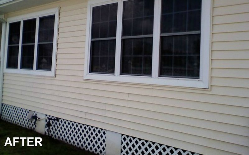 House exterior after soft wash cleaning Lake Worth FL